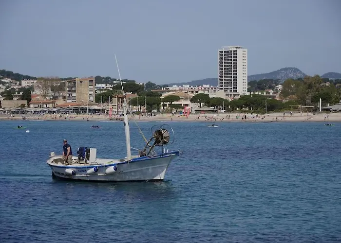 Studio Le Calypso les pieds dans l'eau 10 m mer